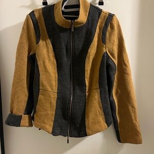 Tailored fit Zippered Wool Icelandic Design Cardigan Sweater. Petite Medium